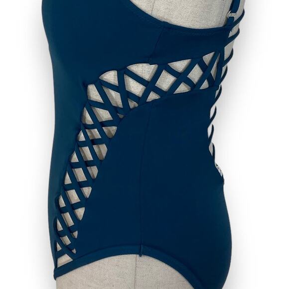 Crisscross strap one piece swimsuit by Red Carter, New ladies small bathing suit - Picture 12 of 13
